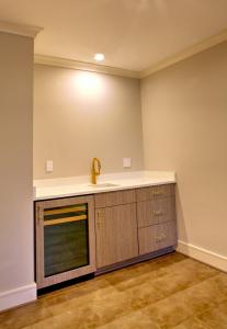 2306 44th St, NW - Lower Level